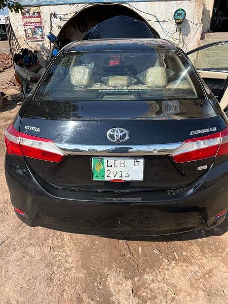 Toyota corolla xli 2017 model registered from lahore. what 03485494241 3