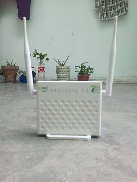 1 Router ptcl with net wire23M 4