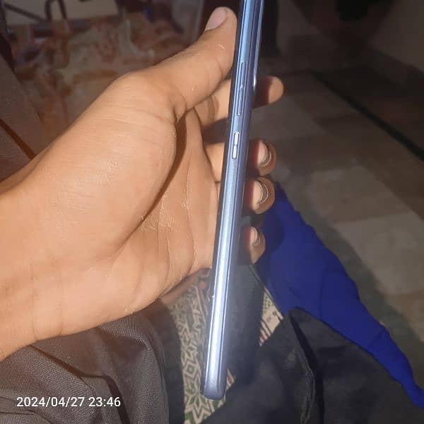 mobile is 2 + 32 Tecno pop lite 5  10 of 10 condition 2