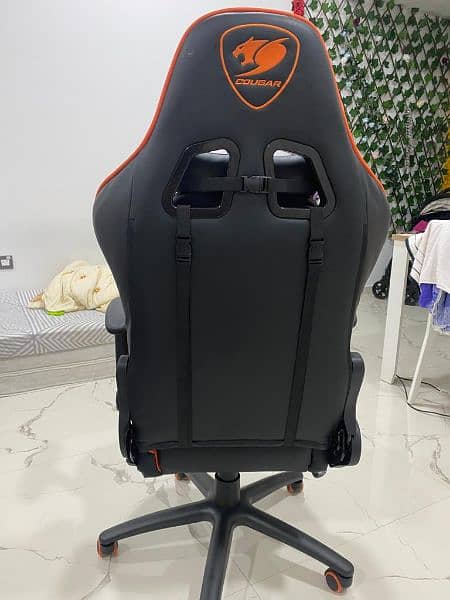 Cougar Armor One Gaming Chair 2