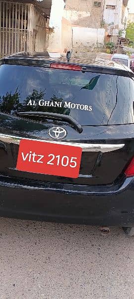 Toyota Vitz Black 2015 /2018 10