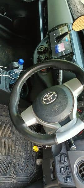 Toyota Vitz Black 2015 /2018 12