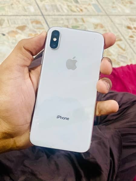 iphone x 64Gb pta approved 1