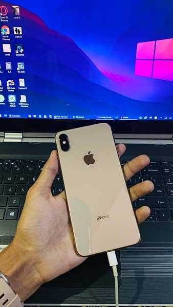 iPhone XS Max 64GB PTA Approved 1