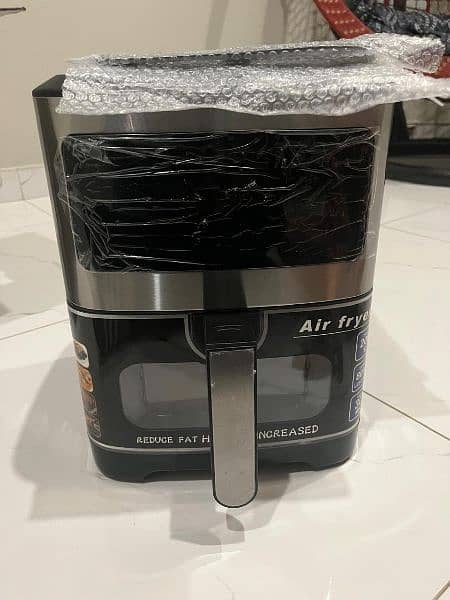 New golden Star Digital Air fryer at a reasonable price. . 1