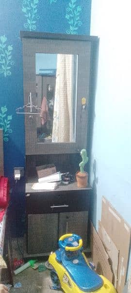 Divider , iron stand and  dressing table for sale, on urgent, 3