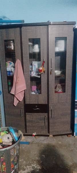 Divider , iron stand and  dressing table for sale, on urgent, 4