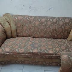 6 seater sofa set for sale in Lahore 0