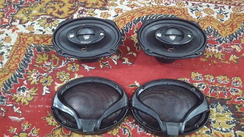 speakers good sound  quality bass treble 1