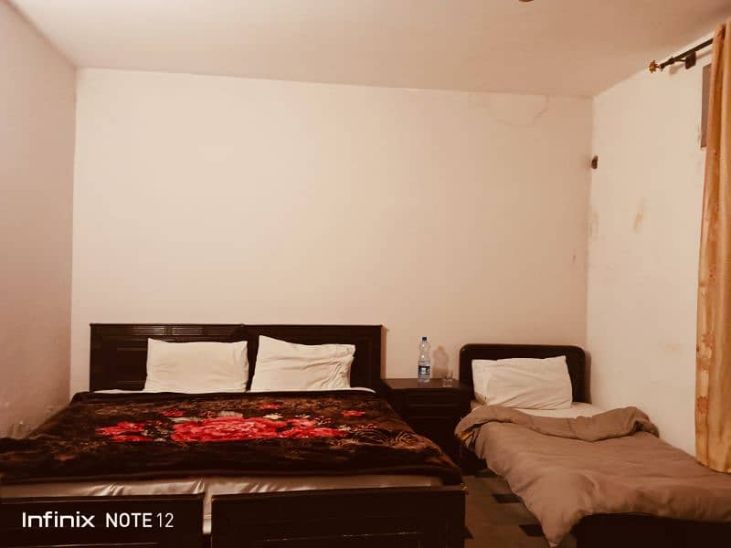furnished Rooms f-6/2 & korl Gulberg Islamabad daily Wekly Monthly 2