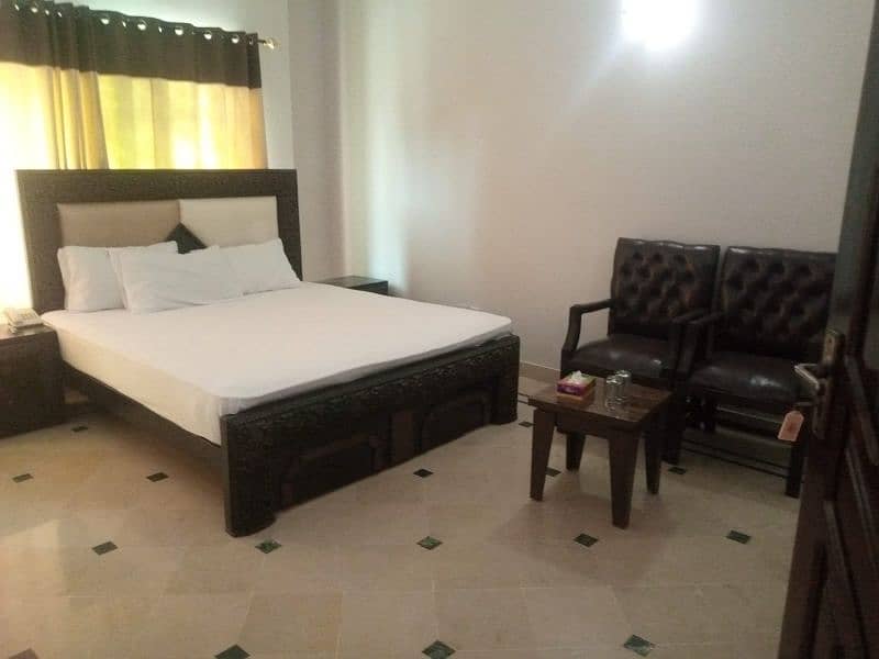 furnished Rooms f-6/2 & korl Gulberg Islamabad daily Wekly Monthly 6