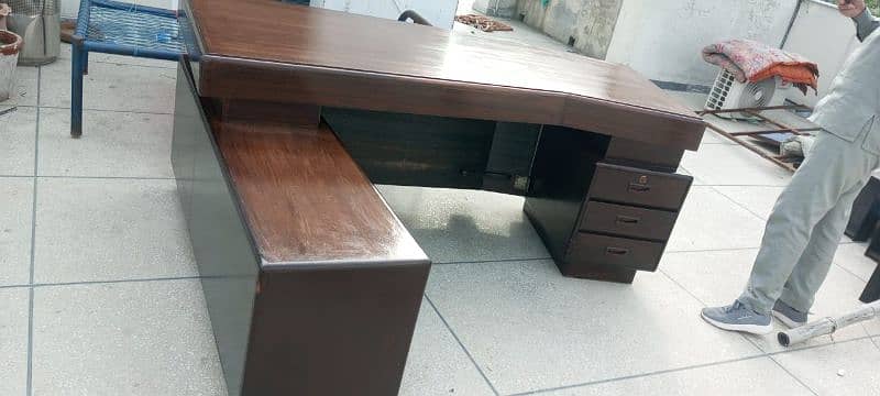 office table embassy auctiond for sale 4