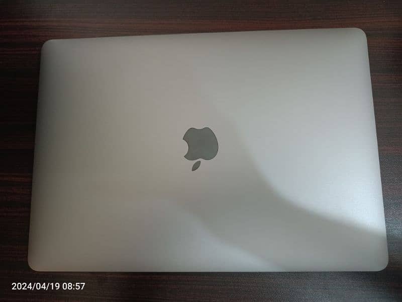 Macbook Air M1 8GB 256GB 5
