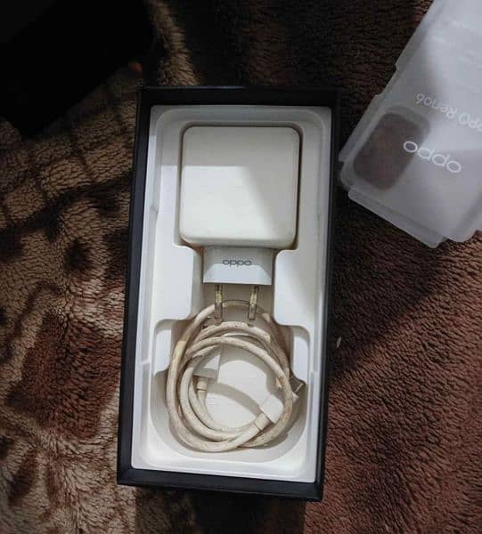 oppo reno 6 mobile 10/10 condition box and charger Available 1