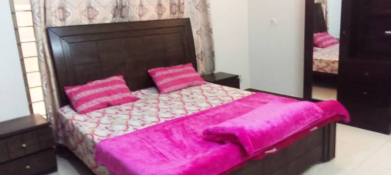 10 Marla fully furnished house available for rent bahria town phase 2 4