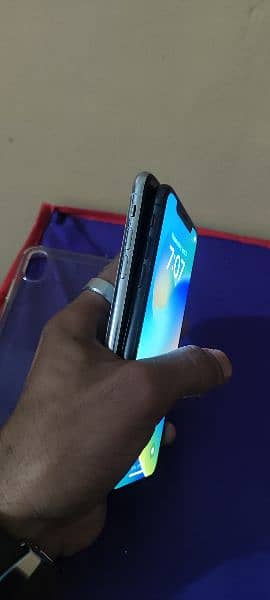 IPhone X Bypass 64GB NoN PTA 5