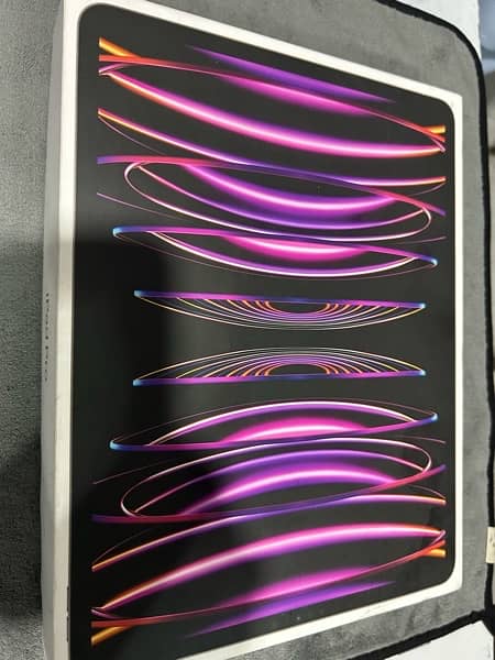 Apple iPad Pro M2 128gb Non pta With orignal box and cahrger 3