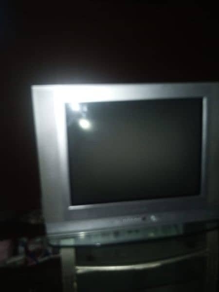 TV with trolly 2