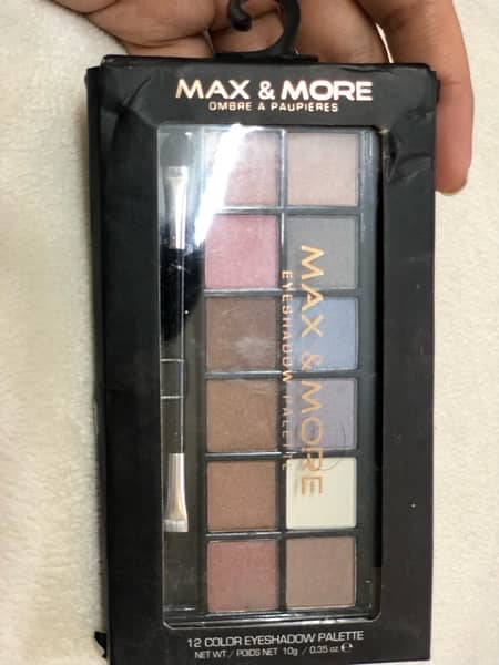 EYESHADOW PALETTE - 12 COLORS MAX & MORE 1