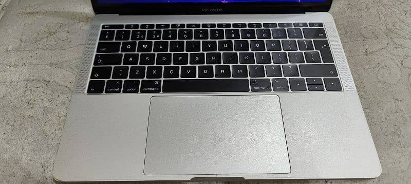 MacBook Pro 2017 13'' 7