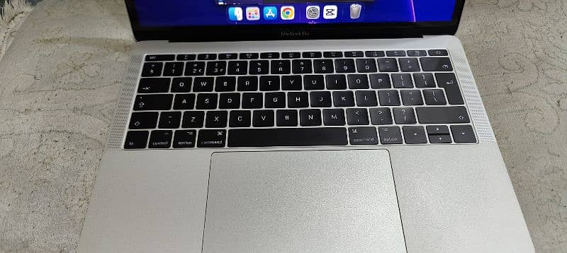 MacBook Pro 2017 13'' 8