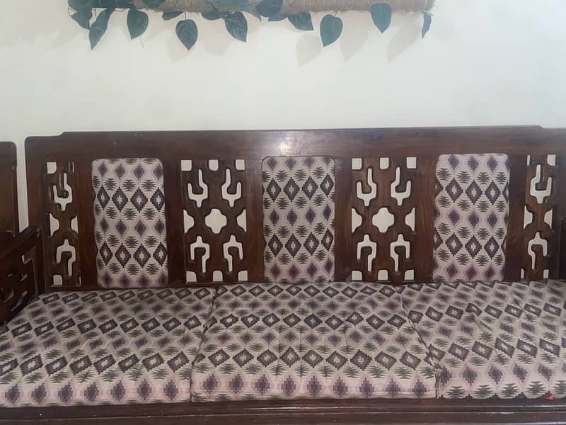 5 Seater Sofa For Sell 3