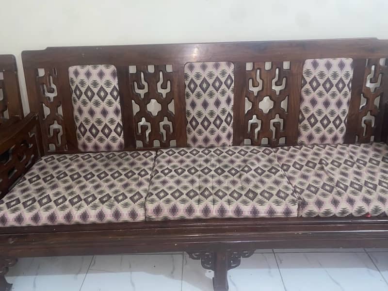 5 Seater Sofa For Sell 5