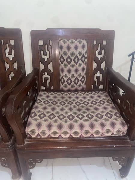 5 Seater Sofa For Sell 8
