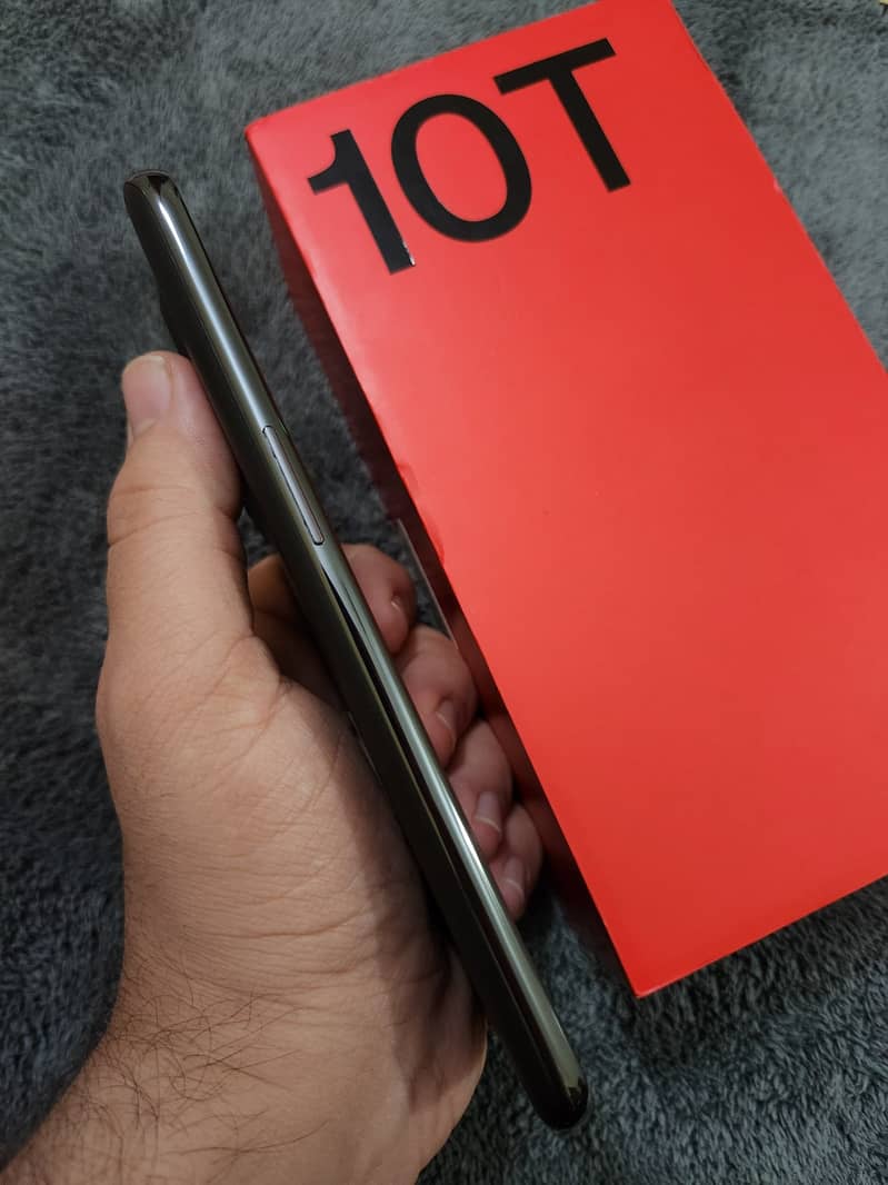 OnePlus 10T 3