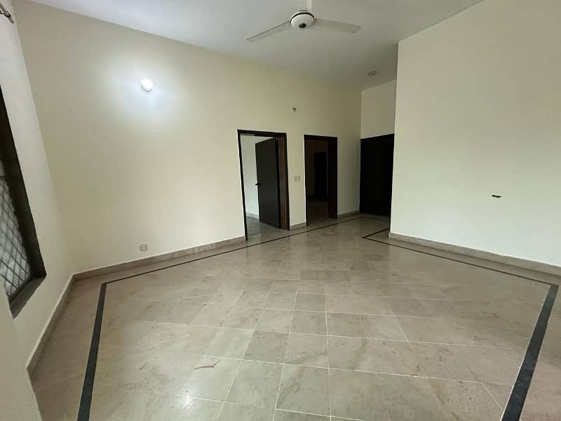 House For Grabs In 10 Marla Marghzar Officers Colony 33