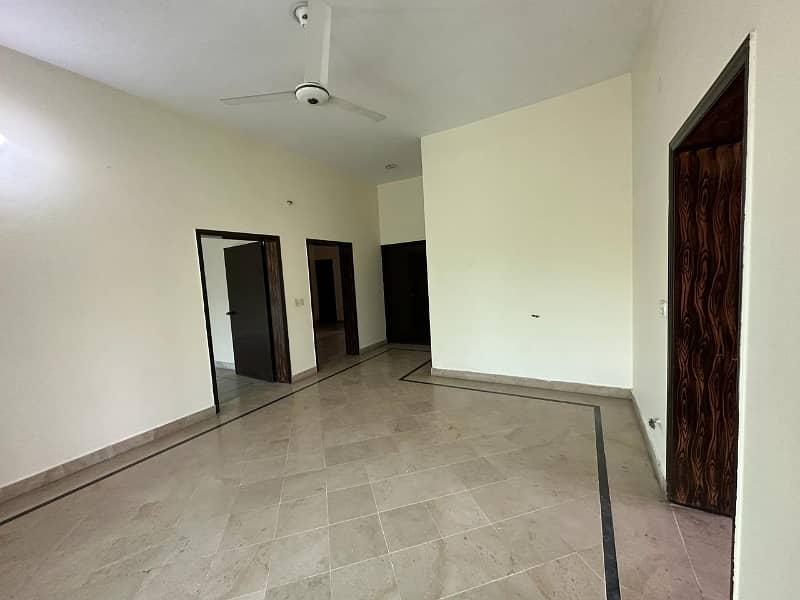 House For Grabs In 10 Marla Marghzar Officers Colony 35