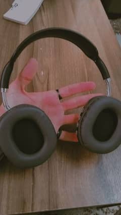 Brand new headphones with box | Fixed price | Perfect condition