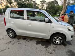 Suzuki Wagon R 2017. First Owner. Car is in very good Condition