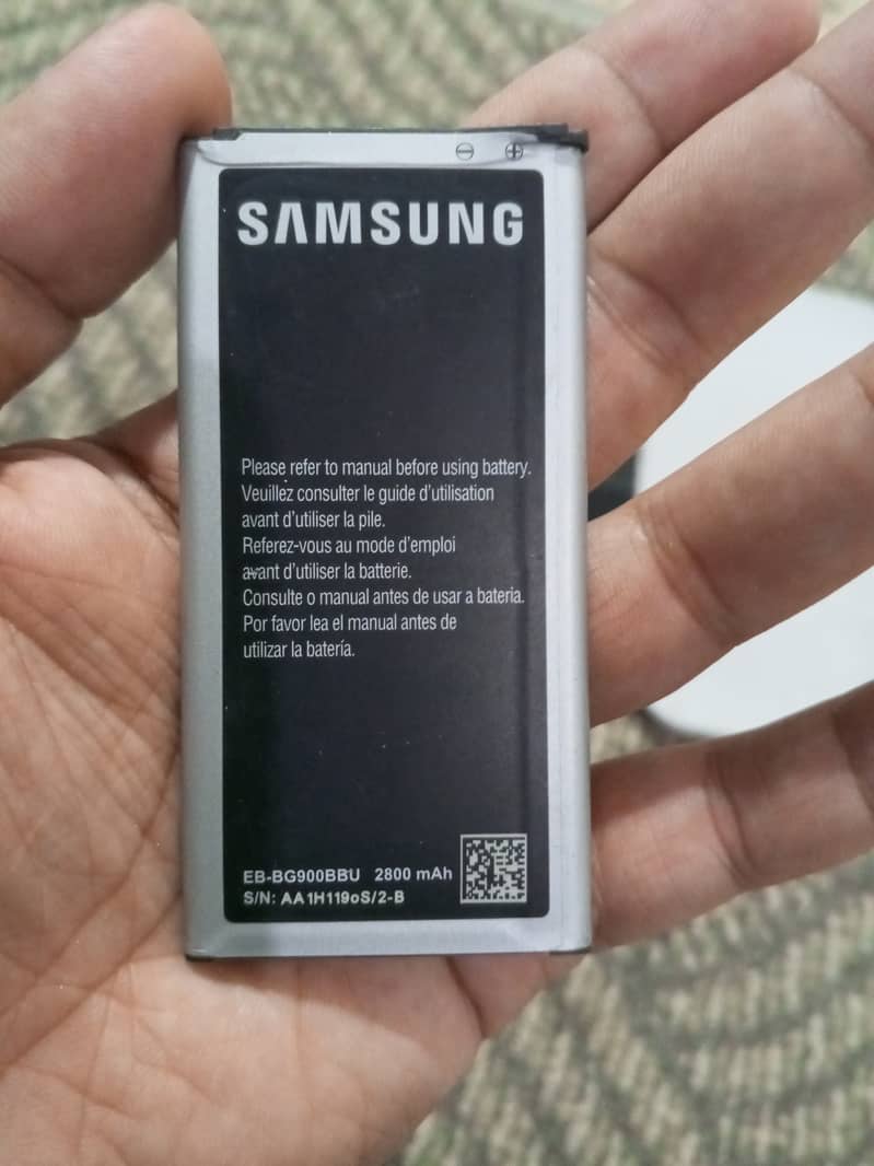 Samsung Galaxy S900I original with wireless chargerscreen problem 2
