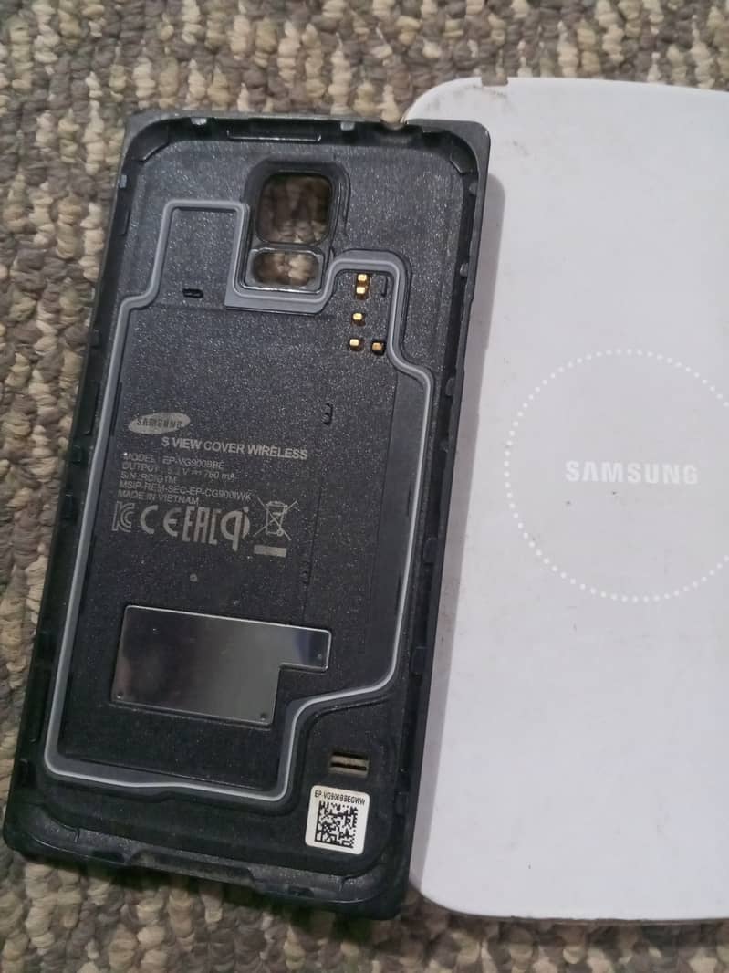 Samsung Galaxy S900I original with wireless chargerscreen problem 5