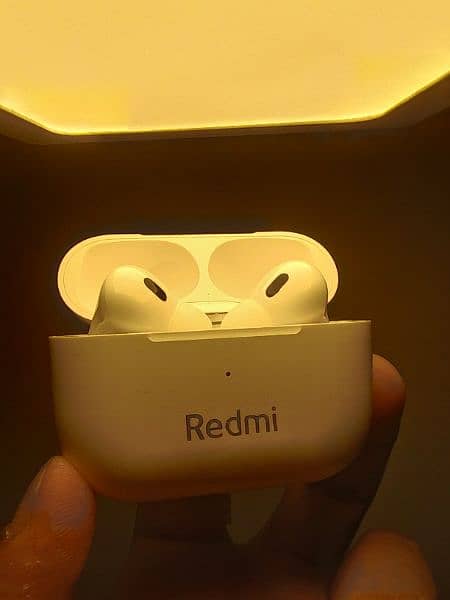 Apple 3rd Generation Airpods Pro | Redmi Airpods 3