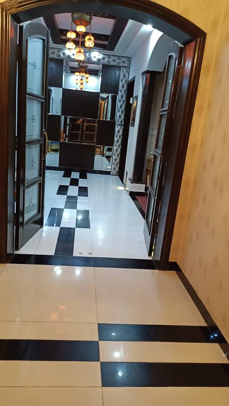1 Kanal Triple Storey Luxury House At G Block 100ft Double Road. 9