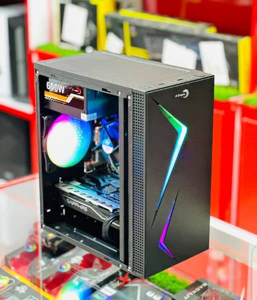 Custom build PC's with Rgb casing and heavy Gpus 2