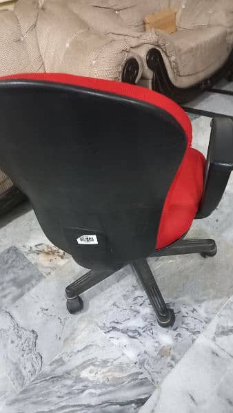 office chairs qty 2 7