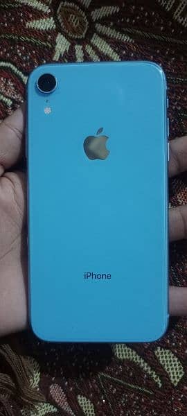 Iphone Xr (64GB) Non PTA With Genuine Cable 0