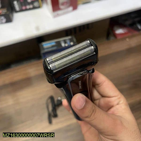 Rechargeable Shaving Machine 2