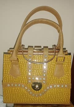 Lady handbag for sale