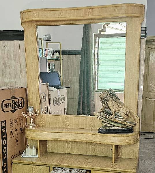 Dressing Table with stool 1