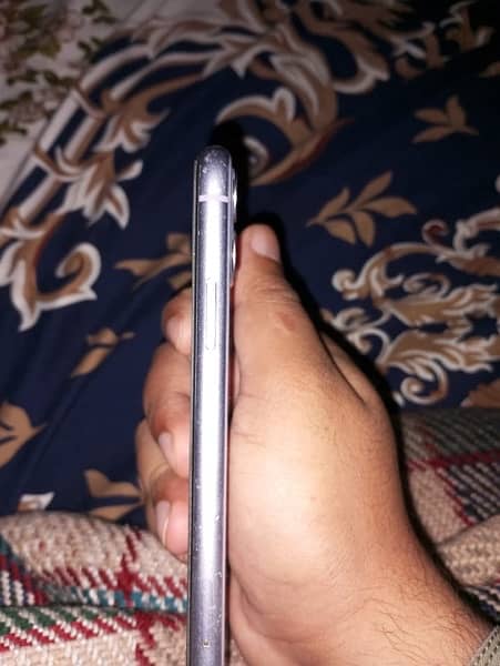 iphone 11 128 gb non pta available 78 health 5
