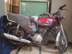assalamualaikum me. bike sell Karna chata ho mere namber 03242320961