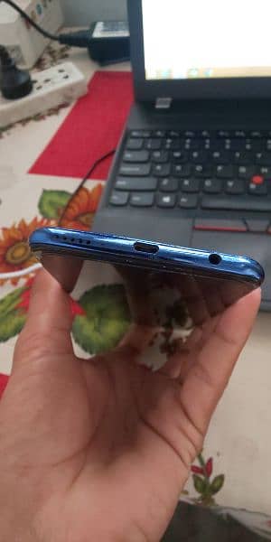 huawei y7 prime 3/32 condition like new jist touch glass crack hai 4