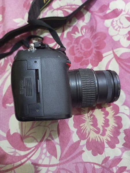 Nikon d7000 with 18-55mm afs lens nikon 1
