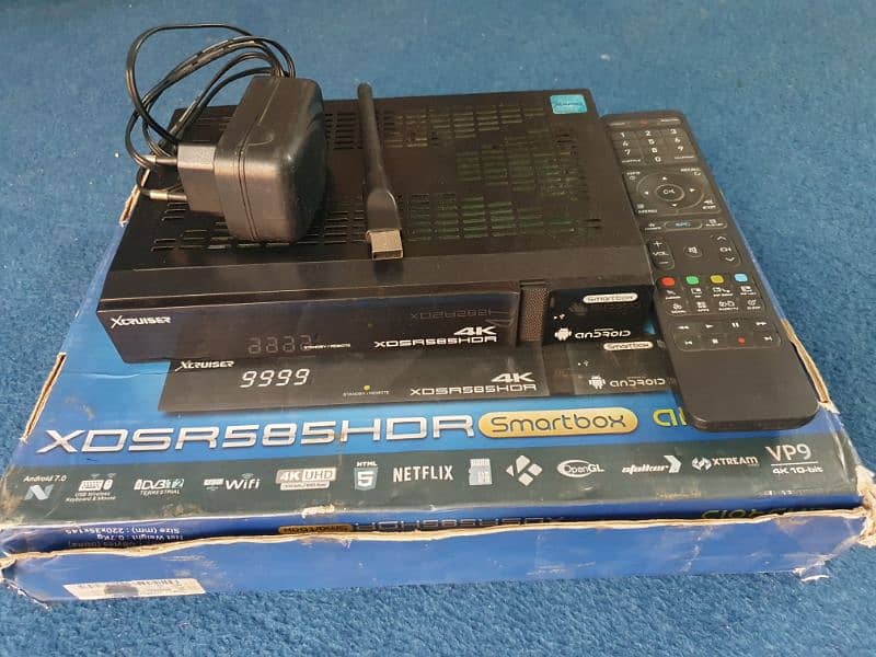 Xcruiser XDSR585HDR 4K Android Smartbox 1