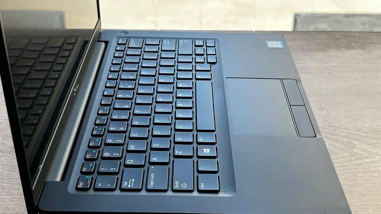 i5 8th Generation | Dell 7390 Laptop ultra slim 1