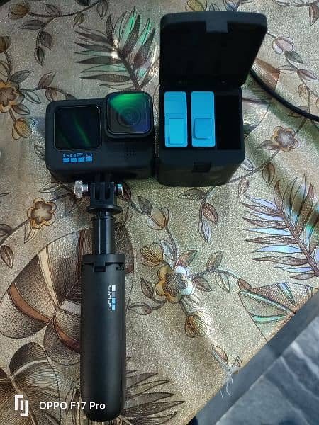 GOPRO HERO 10 BRAND NEW with All accessories JUST BOX OPEN 2